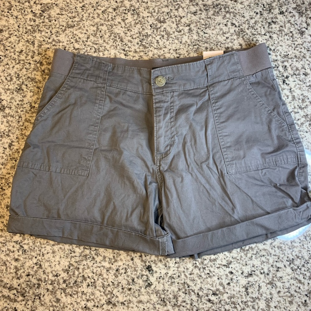 Lee Riders mid rise shorts grey size 10